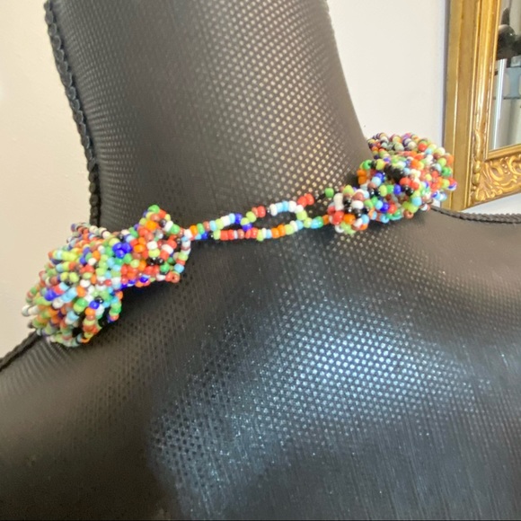 Multi-colored Beaded Choker 17.5' Long - Picture 4 of 5